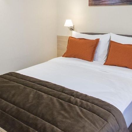 Hotel Grand Hedonist Pancevo Bagian luar foto
