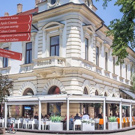 Hotel Grand Hedonist Pancevo Bagian luar foto