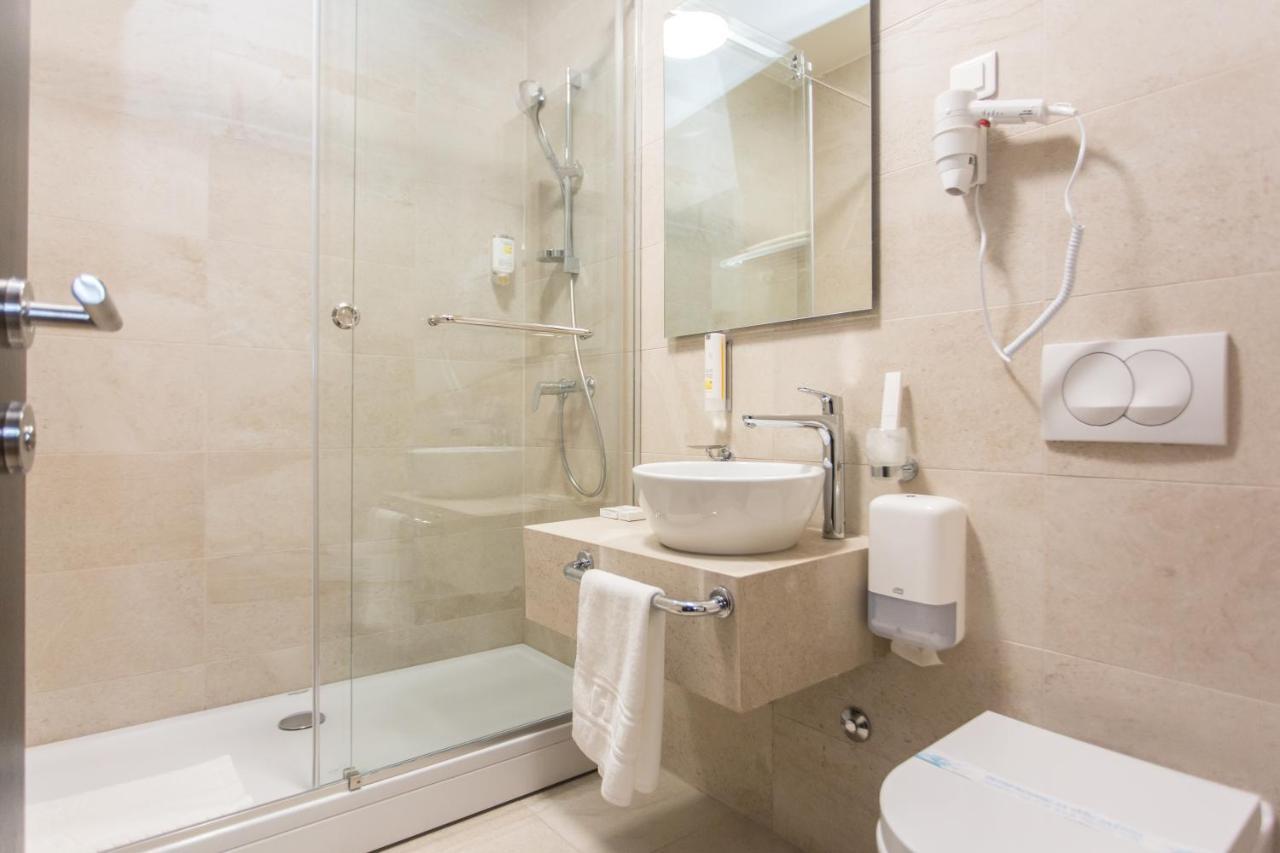 Hotel Grand Hedonist Pancevo Bagian luar foto